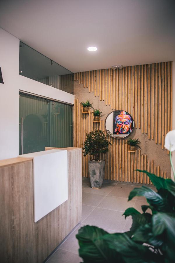 Apartasuites 21 A Pereira Exteriör bild